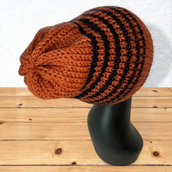 Handmade Knit Off-The-Yak Beanie Unisex Wool Yak Blend Deep Orange w/ Navy Blue - Picture 5 of 10